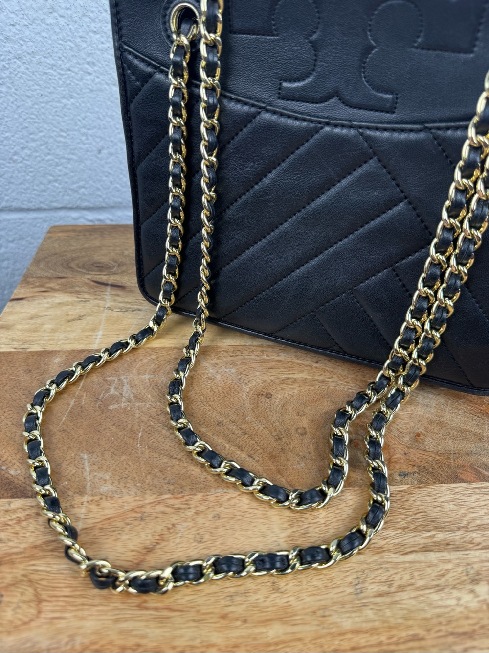 Tory Burch Fleming Small Convertible Shoulder Bag –Black Chevron Quilted Leather - Picture 8 of 14